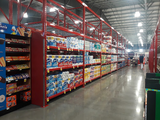 Grocery Store «Sav-Mor Foods», reviews and photos, 570 Solano St, Corning, CA 96021, USA