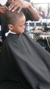 Beauty salon - Photo 8 - Car repair in Buffalo, NY, Buffalo