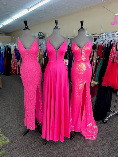 Bridal Shop «The Blushing Bride», reviews and photos, 1837 W Main St, Dothan, AL 36301, USA