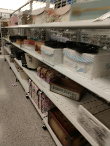 Clothing Store «Ross Dress for Less», reviews and photos, 7455 Greenbelt Rd, Greenbelt, MD 20770, USA