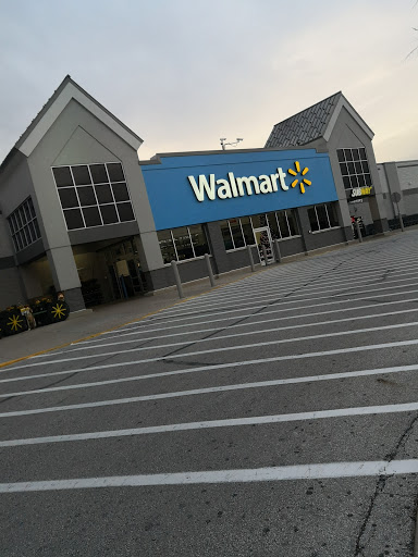 Discount Store «Walmart», reviews and photos, 1460 Golf Rd, Rolling Meadows, IL 60008, USA