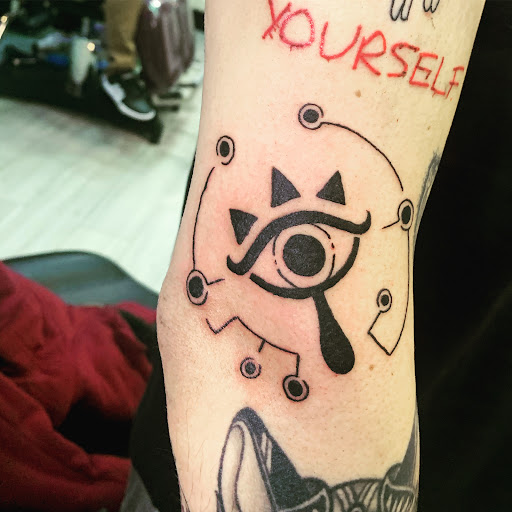 Temple Tattoo and Body Piercing Studio, 840 Juniper Crescent #113, Chesapeake, VA 23320, USA, 