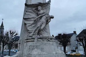 Monument aux morts image