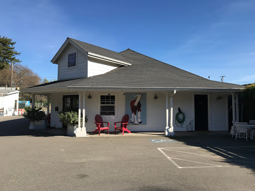 Healdsburg Veterinary Hospital image