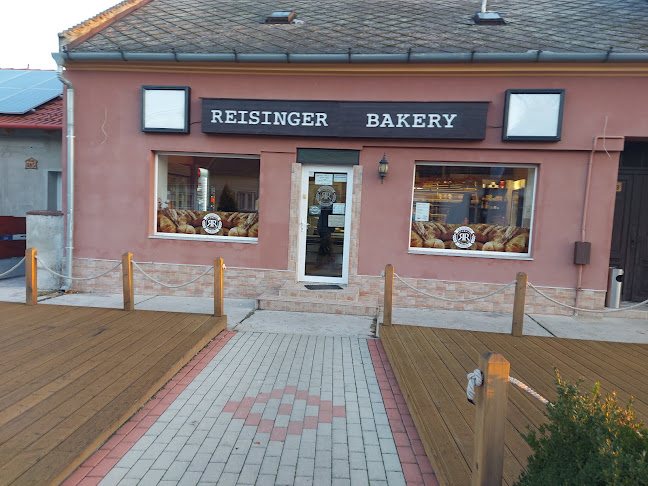 Reisinger Bakery