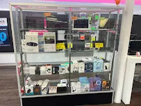 Repair My Devices - Lawndale - Car repair in Houston, TX, Houston - Rated 4.9/5