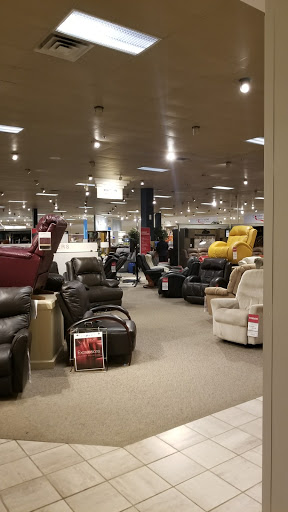 Furniture Store «Art Van Furniture», reviews and photos, 6500 E 14 Mile Rd, Warren, MI 48092, USA