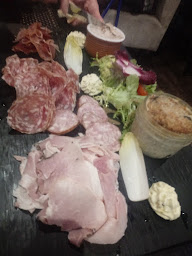 Photo n°110 de Au Comptoir des Viandes à Montagnat ()