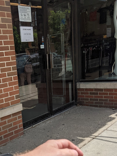 Used Clothing Store «Crossroads Trading Co.», reviews and photos, 2711 N Clark St, Chicago, IL 60614, USA