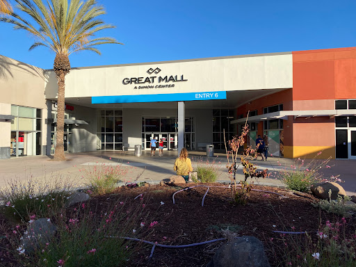 Sports Bar «Dave & Busters», reviews and photos