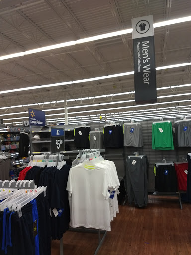 Discount Store «Walmart», reviews and photos, 1601 S Lower Sacramento Rd, Lodi, CA 95242, USA