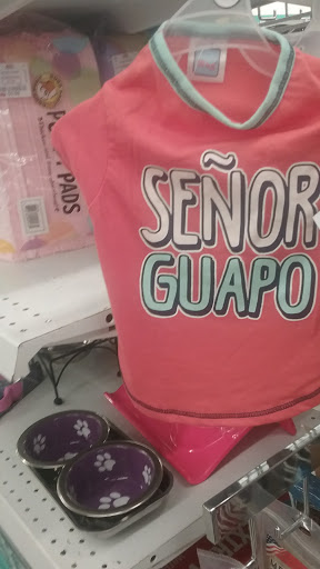 Shopping Mall «Woodforest Shopping Center», reviews and photos, 443 Uvalde Rd, Houston, TX 77015, USA