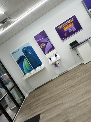 Cell Phone Store «MetroPCS Authorized Dealer», reviews and photos, 5690 Roswell Rd, Sandy Springs, GA 30342, USA