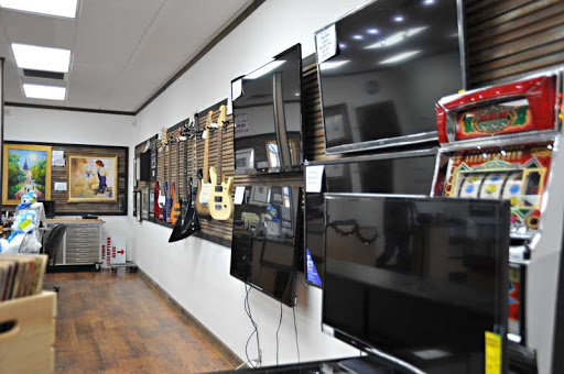 Pawn Shop «Ohio Gold & Pawn LLC», reviews and photos, 3970 Everhard Rd NW, Canton, OH 44709, USA