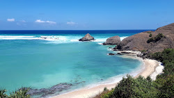 Photo de Bukit Seger Beach avec un niveau de propreté de assez propre