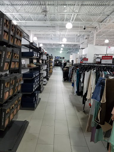 Department Store «Saks OFF 5TH», reviews and photos, 3310 Livermore Outlets Dr, Livermore, CA 94551, USA