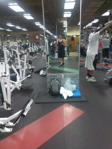 Gym «24 Hour Fitness», reviews and photos, 2050 Webster St, Oakland, CA 94612, USA