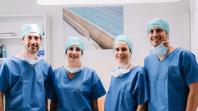 Docteur Romain CASTRO - Spécialiste en Chirurgie Orale & Implantologie à Marseille