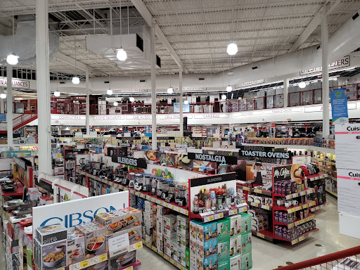 Department Store «BrandsMart USA», reviews and photos, 821 SW Natura Blvd, Deerfield Beach, FL 33441, USA