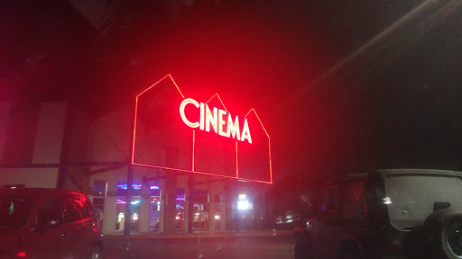 Movie Theater «Roseburg Cinema», reviews and photos, 1750 NW Hughwood Dr, Roseburg, OR 97471, USA