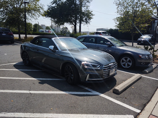 Auto Body Shop «Tysons Corner Collision Center», reviews and photos, 8604 Leesburg Pike, Vienna, VA 22182, USA