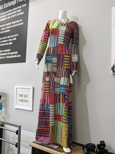 Clothing Store «Opitz Outlet», reviews and photos, 4320 Excelsior Blvd, St Louis Park, MN 55416, USA