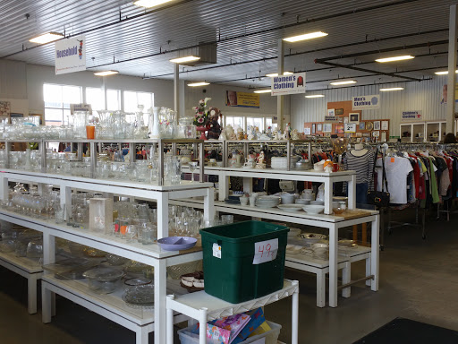 Thrift Store «Muskegon Rescue Mission-Thrift», reviews and photos, 1819 Holton Rd, Muskegon, MI 49445, USA