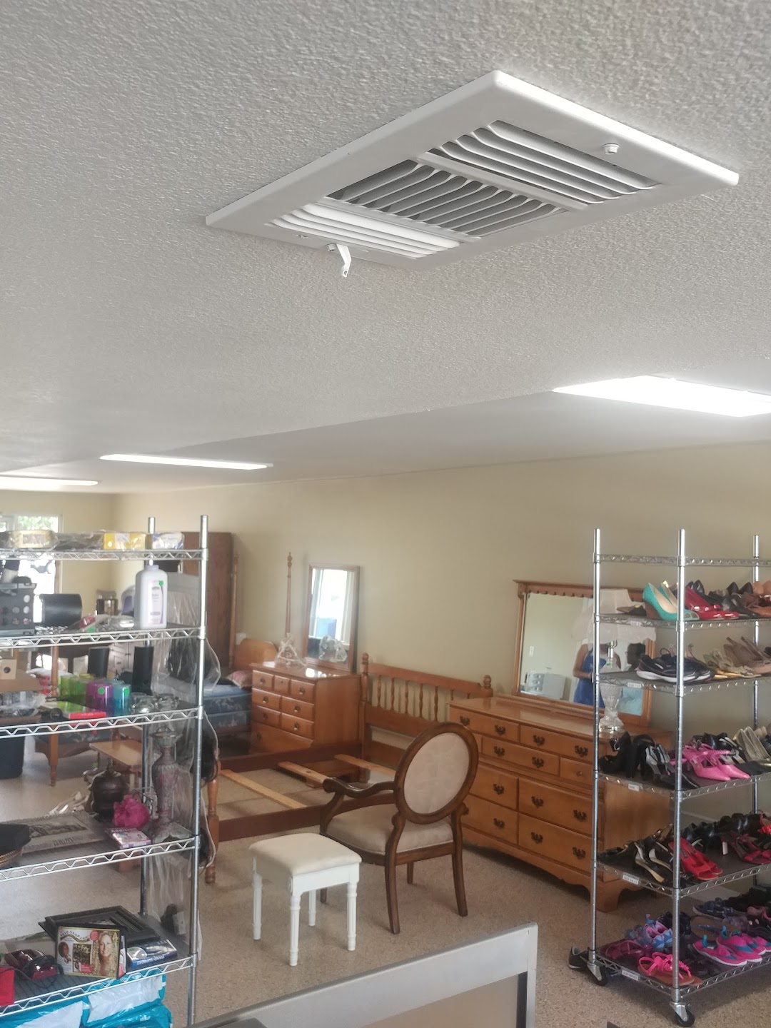 This & That Thrift Store