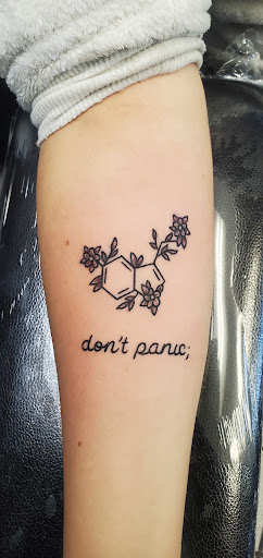 Tattoo Shop «J & M Body Gallery», reviews and photos, 132 Pipestone St, Benton Harbor, MI 49022, USA