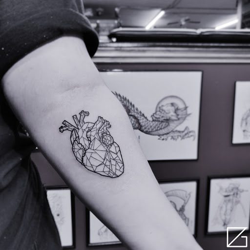 Tattoo Shop «Dallas Tattoo & Arts Company», reviews and photos, 2712 Live Oak St, Dallas, TX 75204, USA