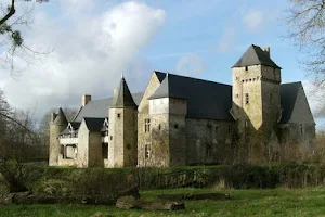 Château de la Courbe de Brée image