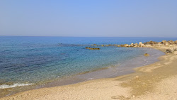 Foto von Limanakia Beach mit geräumige küstenlinie