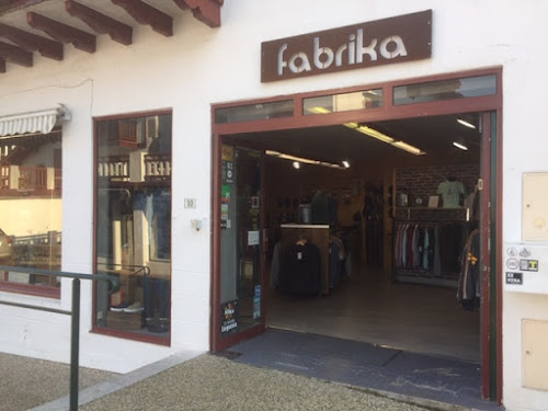 Magasin de vêtements pour hommes fabrika Cambo-les-Bains