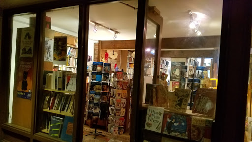 Used Book Store «Globe Bookstore», reviews and photos, 218 1st Avenue South, Seattle, WA 98104, USA