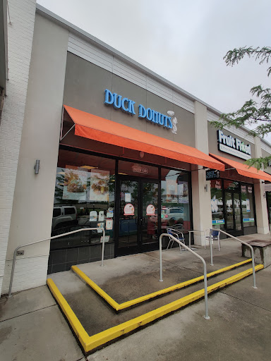 Duck Donuts, 2075 Bond St #120, Charlottesville, VA 22901, USA, 