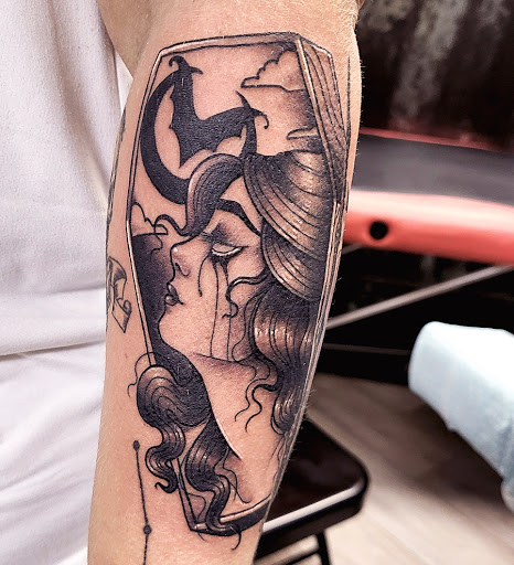 Explore chicago bears tattoo ideas, creative tattoo ideas in Nashville, available at Titan Tattoo