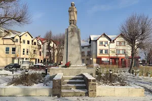 Pomnik Adama Mickiewicza image