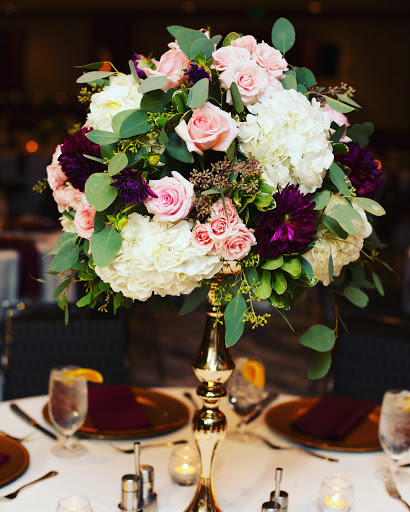 Florist «Treasured Blossoms Flower Market», reviews and photos, 5101 Rowlett Rd, Rowlett, TX 75088, USA