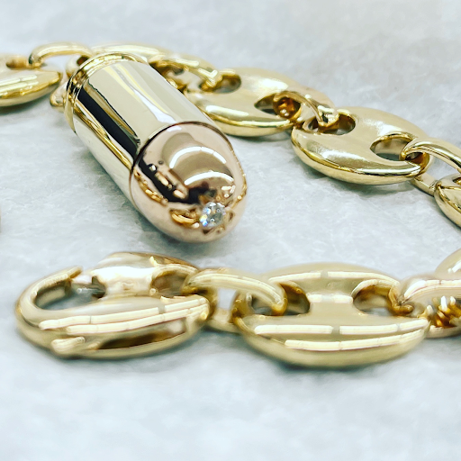 Pawn Shop «Fast Cash and Pawn Carpentersville», reviews and photos, 2329 Randall Rd, Carpentersville, IL 60110, USA