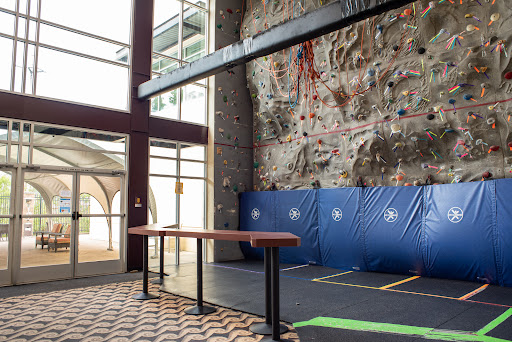 Health Club «Hawthorn Farm Athletic Club», reviews and photos, 4800 NE Belknap Ct, Hillsboro, OR 97124, USA