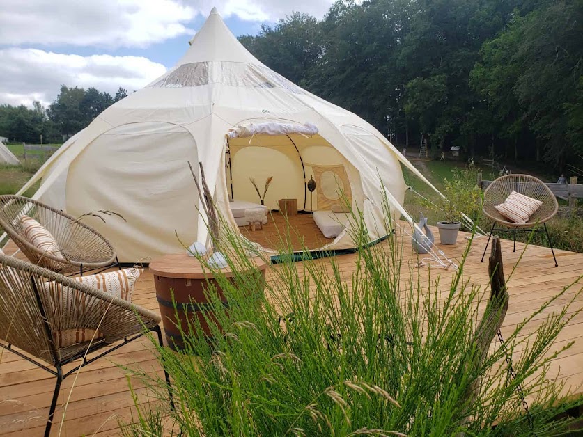 Les Tipis de Cantales à Saint-Gérons