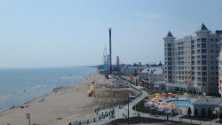 Valokuva Cedar Point Beachista. sisältäen pitkä suora