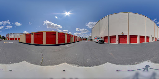 Self-Storage Facility «CubeSmart Self Storage», reviews and photos, 95 Woodfield Rd, West Hempstead, NY 11552, USA