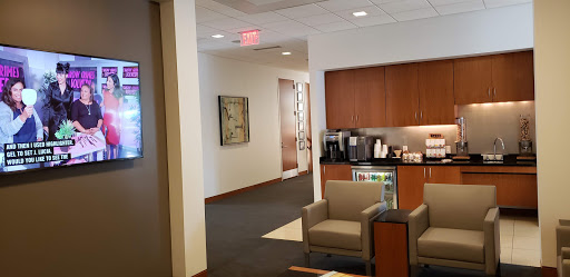 Car Dealer «Park Place Maserati Dallas», reviews and photos, 5300 Lemmon Ave, Dallas, TX 75209, USA