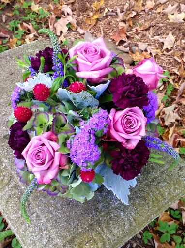 Florist «Guilford White House Florist», reviews and photos, 966 Boston Post Rd, Guilford, CT 06437, USA