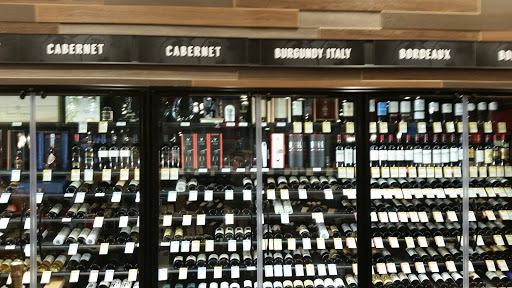 Wine Store «Total Wine & More», reviews and photos, 800 N Glebe Rd, Arlington, VA 22203, USA