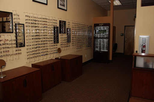 Eye Care Center «ABC Vision - Hillsboro/Aloha», reviews and photos, 7515 SE Tualatin Valley Hwy, Hillsboro, OR 97123, USA