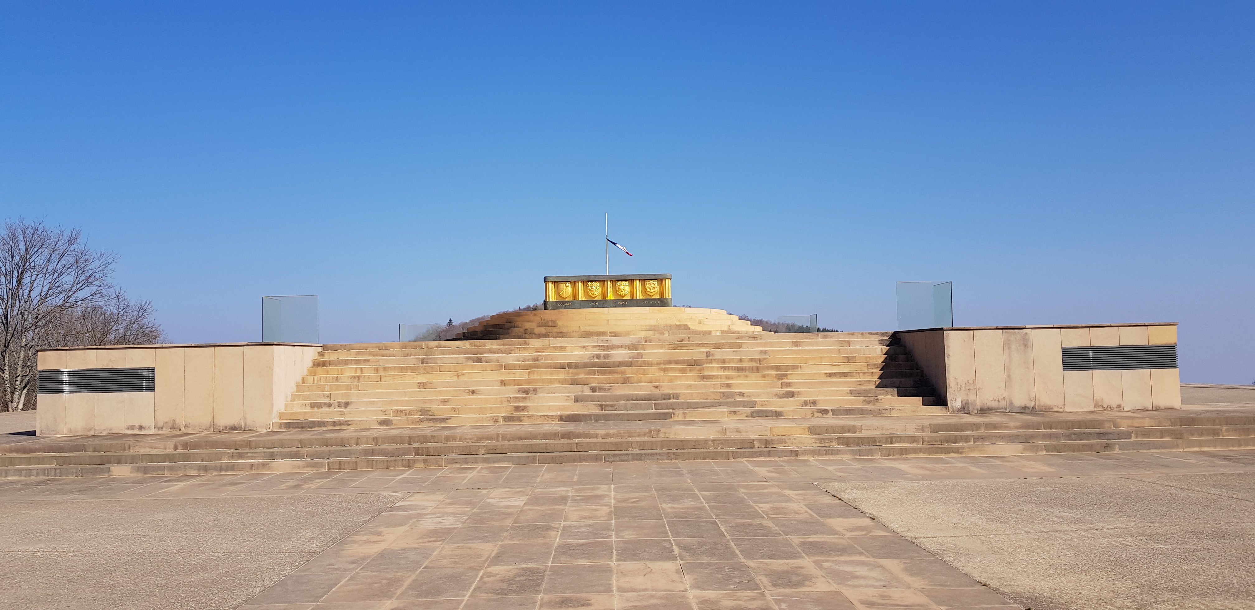 Photo n° 25 de l'avis de Alex.t fait le 22/03/2022 à 18:40