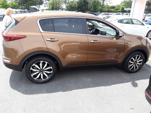 Kia Dealer «Route 6 Auto Mall Kia», reviews and photos, 1049 Grand Army of the Republic Hwy, Swansea, MA 02777, USA