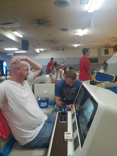 Bowling Alley «Anniston Bowling Center», reviews and photos, 321 W Blue Mountain Rd, Anniston, AL 36206, USA